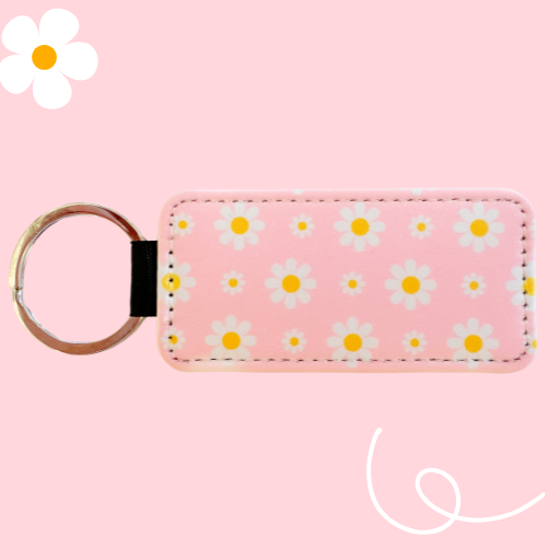 WHITE AND YELLOW DAISIES ON PINK KEYCHAIN